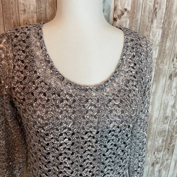 JM Collection Gray & White Blouse/Tank Lace Shirt size Small - Picture 3 of 5